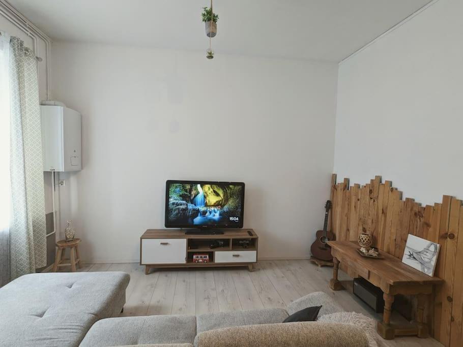 A 5Mn De La Reserve Africaine, Charmante Maison De Village Avec Patio Sigean Esterno foto